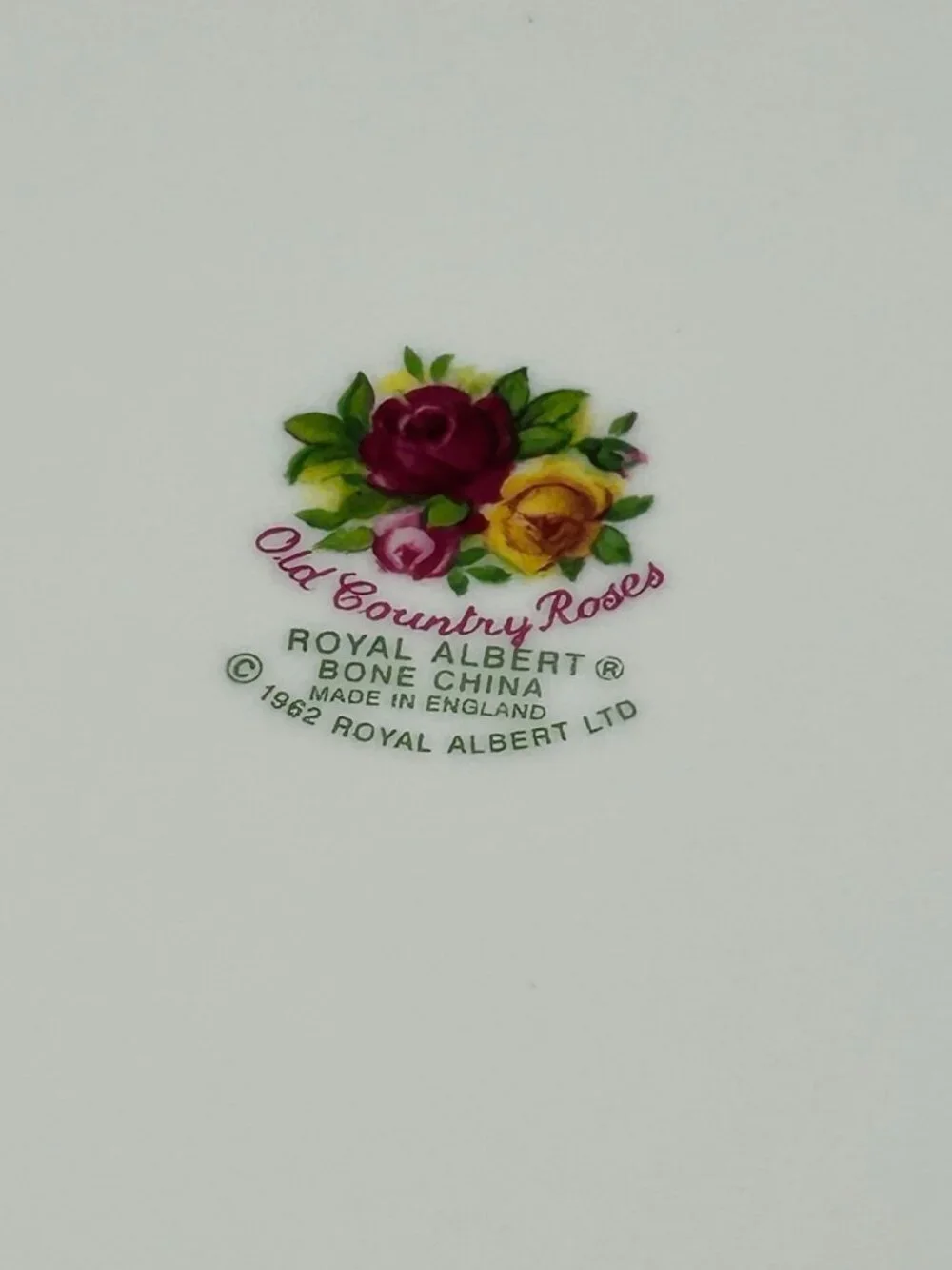 Royal Albert Old Country Roses Set (2) Dinner Plates 10.25